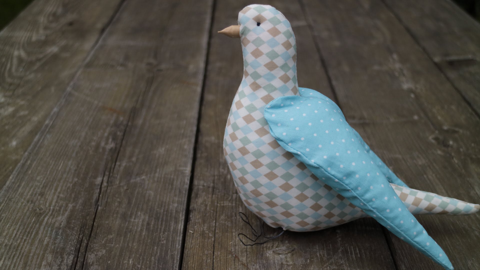 Stoffvogel (mint Raute) für den Garten