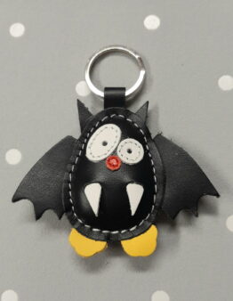 Schlüsselanhänger Fledermaus aus Leder