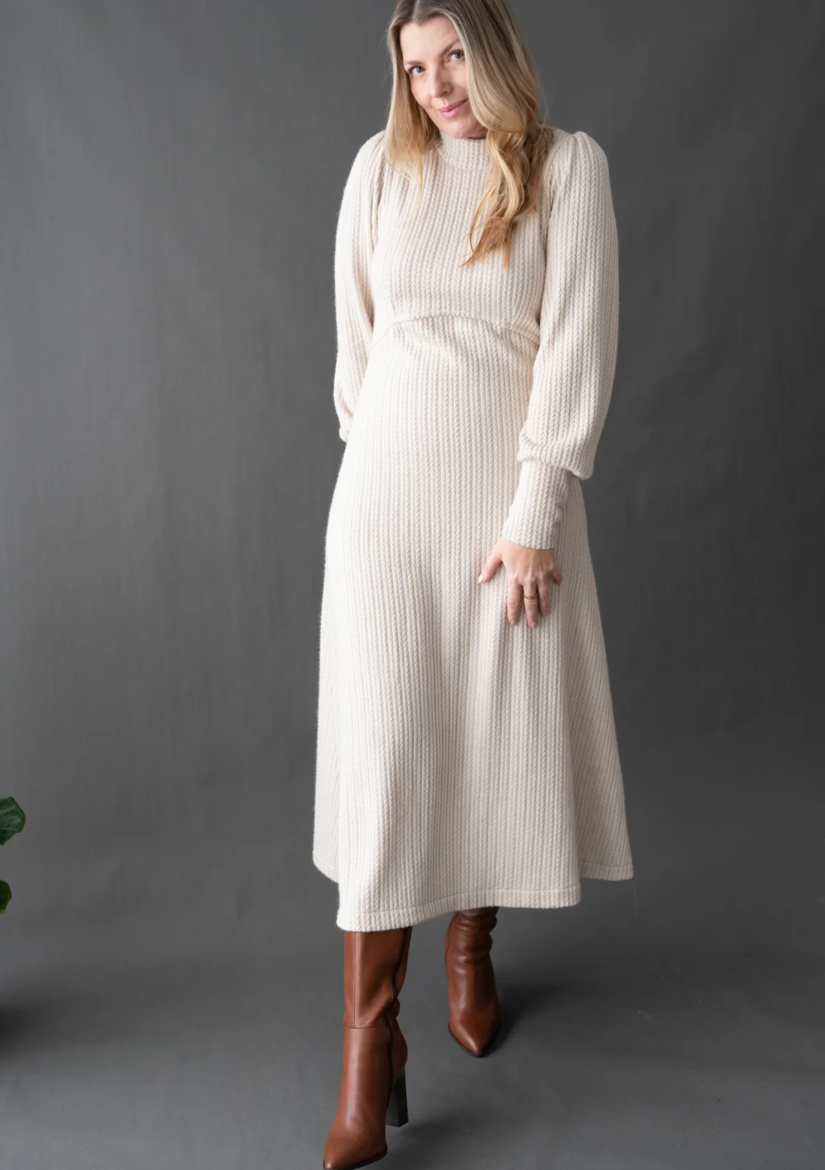 Papierschnittmuster Kibadoo Inga ausgestelltes Kleid Gr. 32-58