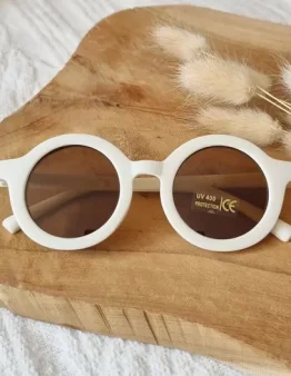 Baby- und Kindersonnenbrille mit UV 400- Schutz beige