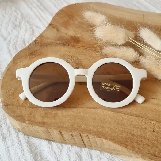 Baby- und Kindersonnenbrille mit UV 400- Schutz beige
