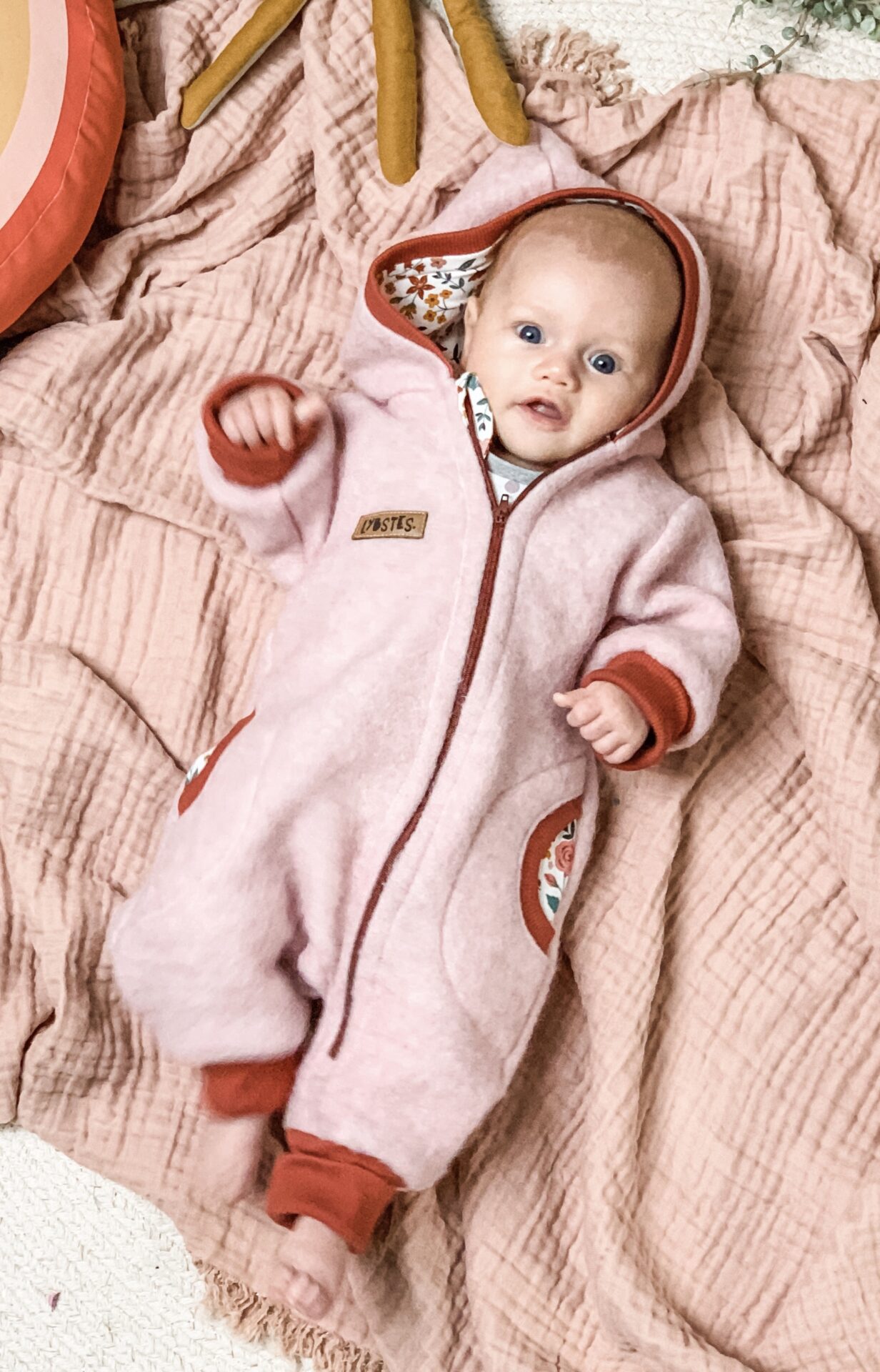 Papierschnittmuster Lybstes Jolly Jumper Outdoor 2 Knopf (Gr. 50-122)